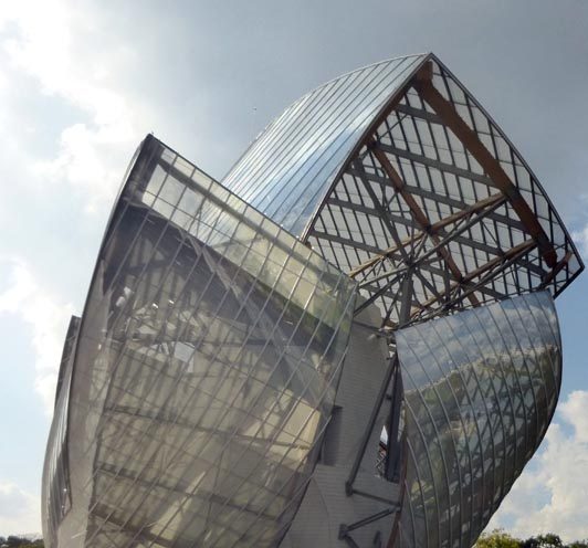 Vuitton rend l’art contemporain accessible