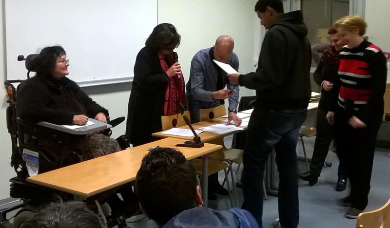 Gabrielle Henry lors d'une remise de diplômes dans un collège de La Paillade.