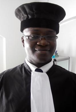 Greffier aveugle au Togo