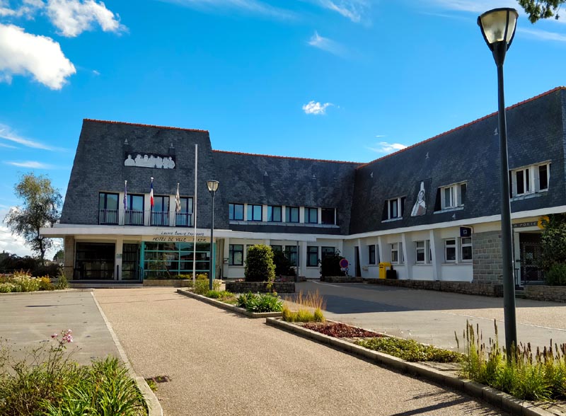 Mairie de Plabennec.