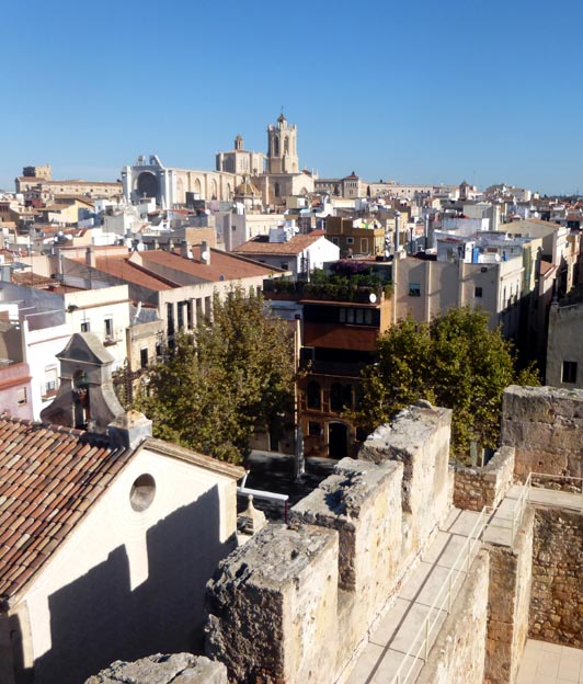 Tarragone, vue sur la cathédrale depuis la tour de Scipion