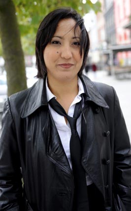 Wahiba, chroniqueuse télé