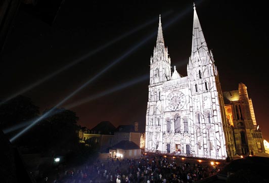 Chartres en Lumières - Cathédrale de Chartres © François Delauney XRScénographie