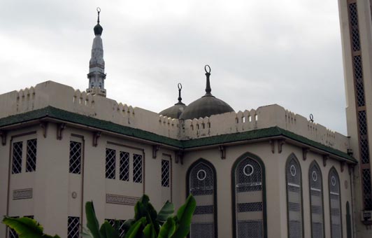 La mosquée Fayçal de Conakry en Guinée.