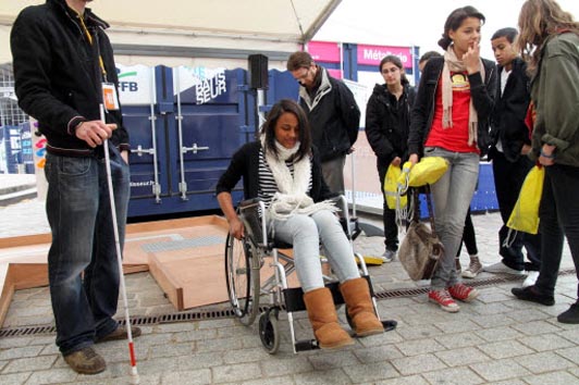 Parcours de sensibilisation au handicap. © Laurent Mercier