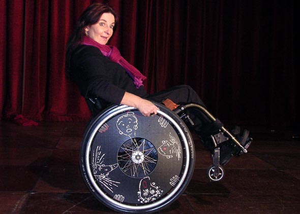 Marielle Rivière, « Rolling Woman »