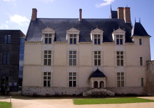 château de Sainte-Suzanne