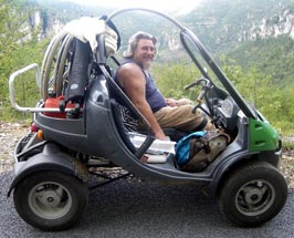 Thierry Goix et son buggy adapté.