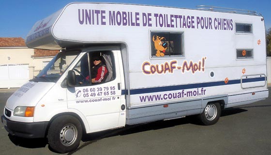 l'unité mobile de toilettage pour chiens Couaf-moi !