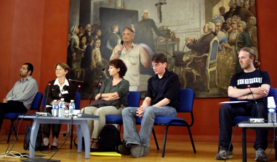 les participants à la table ronde emploi de l'I.N.J.S