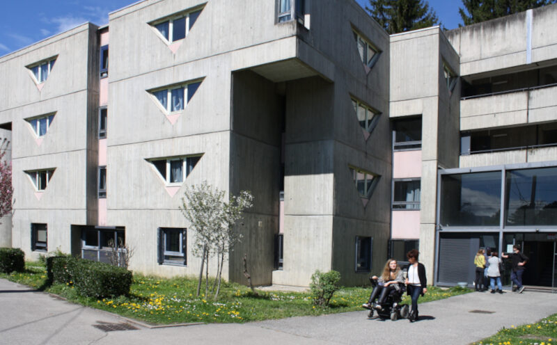 Quelques poignées d’étudiants choyés