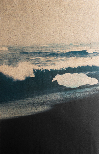 Iceberg, de la série Deuil blanc ©Flore Prebay