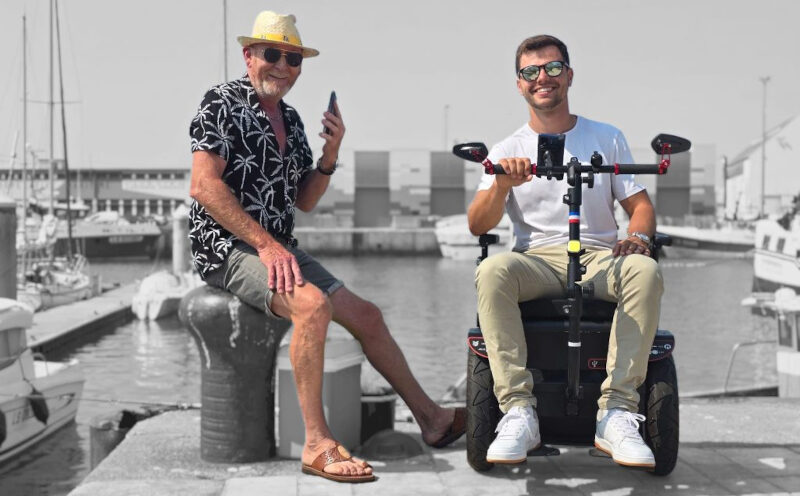 Gus, un gyropode assis