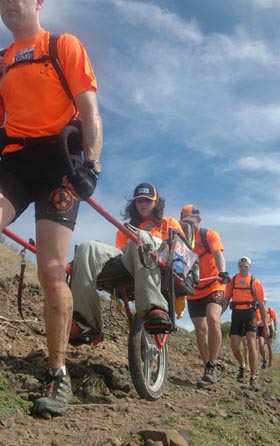 Grand Raid Manikou en Joëlette. © Raphaël Soton