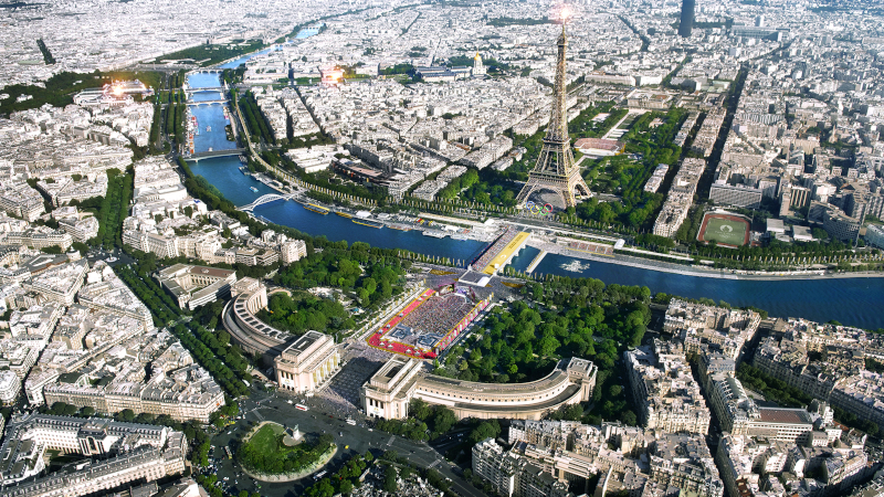 Paris, futur parc olympique de la tour Eiffel ©-luxigon