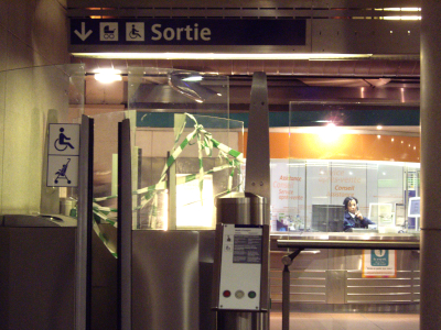 La barrière de contrôle de la station Madeleine du métro 14 condamnée pour cause de panne
