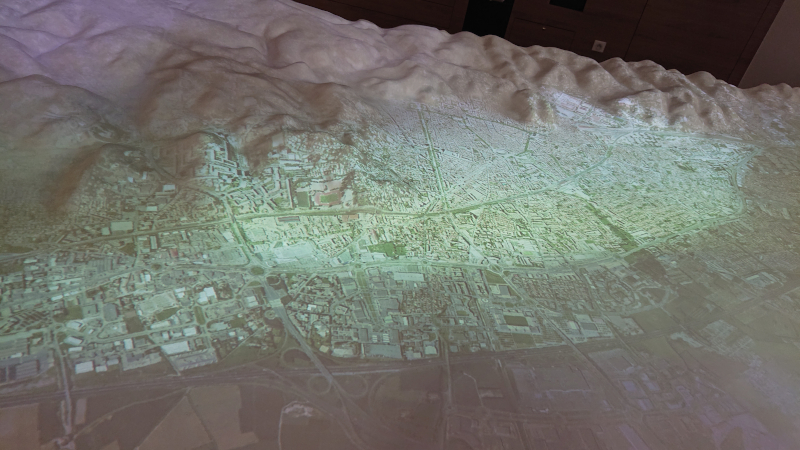 Plan vidéo de la ville de Nîmes