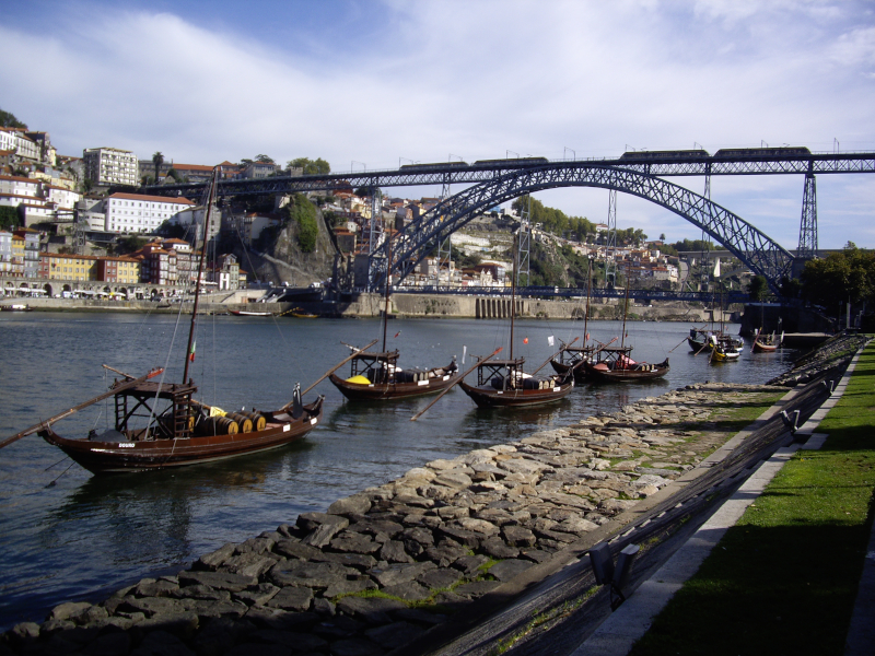 Porto, le pont Louis 1er depuis Vila Nova de Gaia ©Yanous.com