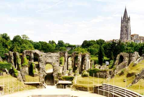 Saintes, l'amphithéâtre romain