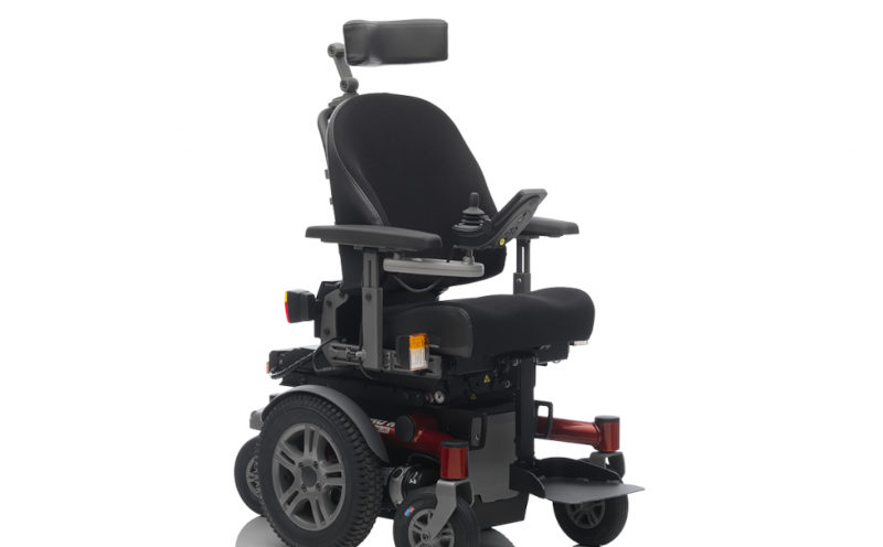 Un fauteuil motorisé pour enfants