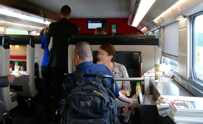 TGV Océane, emplacements fauteuil en vis-à-vis ©Yanous